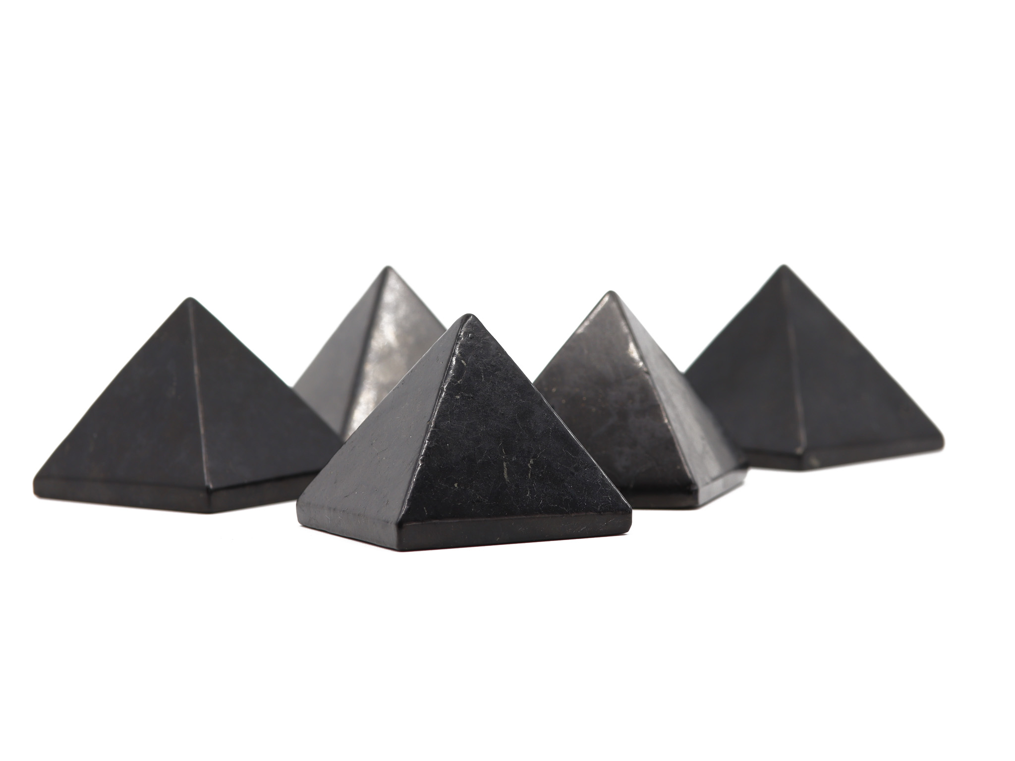 Schungit Pyramide - 4 cm