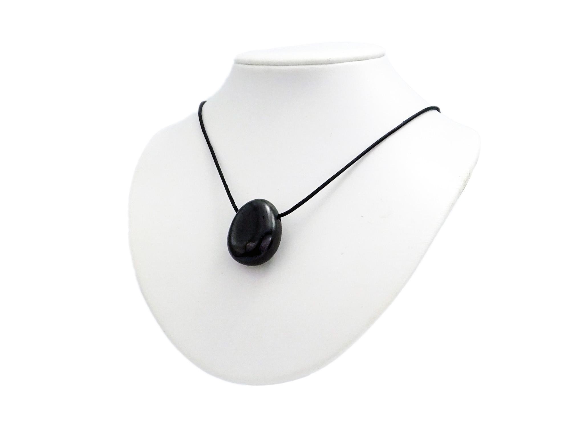 Schungit Edelstein / Heilstein + 1m Lederhalsband