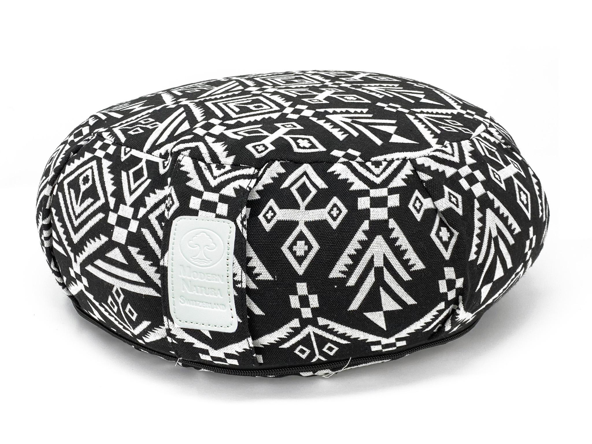Yogakissen "Zebra" (42 x 15 cm Gross, Rund, Schwarz/Weiss Muster) - Yoga Kissen / Meditationskissen (Schweizer BIO Dinkelspelz)