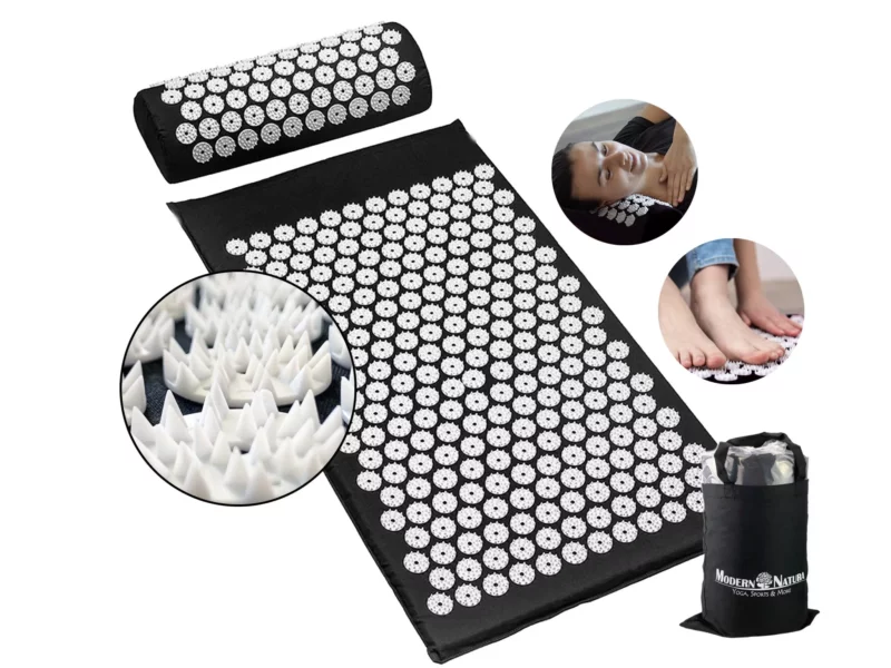 Akupressur-Set Shizuka mit schwarzer Matte, Kissen, Tragetasche und weissen Pyramiden-Dornen
