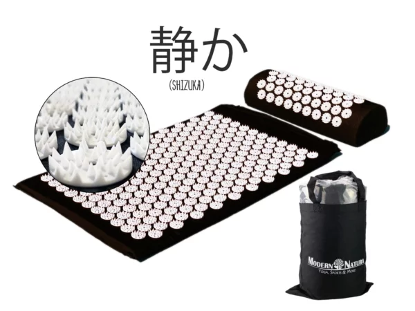 Akupressur-Set Shizuka mit Matte, Kopfkissen, Tragetasche und vergrössertem Dornen-Detail