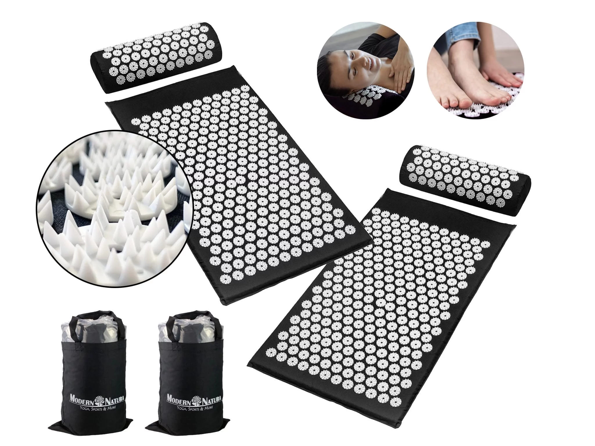 Set d'acupression Shizuka pack double avec deux tapis noirs, coussins et sacs de transport sur fond blanc