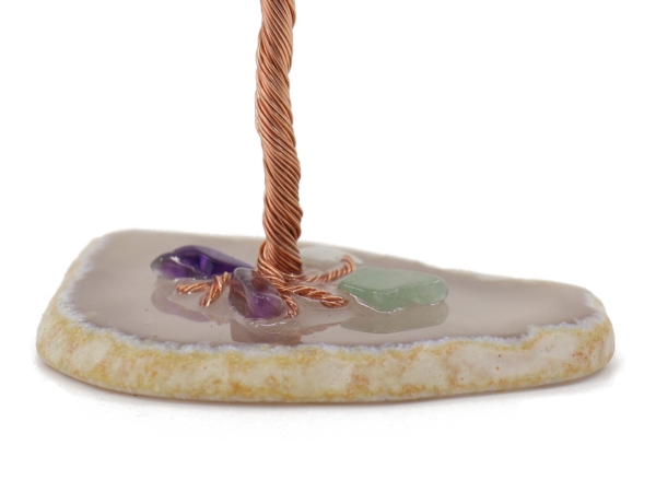 Tree of Life gemstone figurine with twisted copper trunk on polished agate slice base in detail