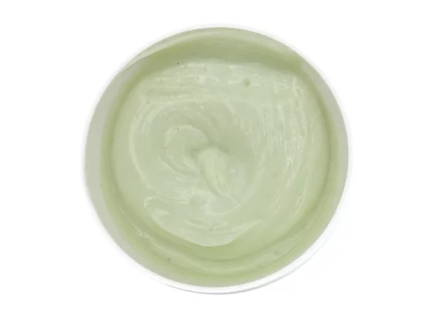 Grünlippmuschel Eukalyptus Balsam als hellgrüne Creme in der Draufsicht