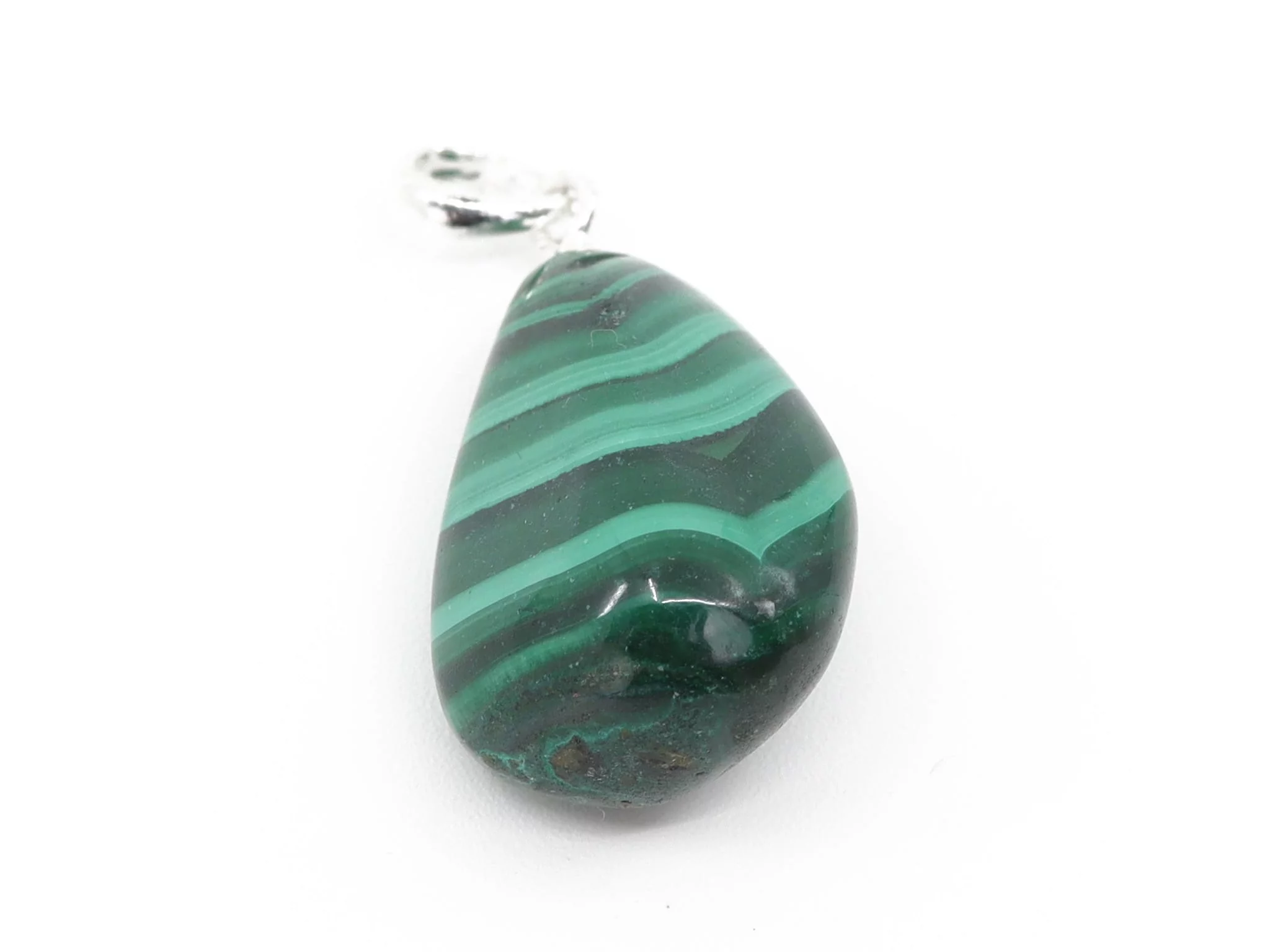 Ciondolo in pietra dura di malachite a forma di goccia con disegno a strisce verde chiaro