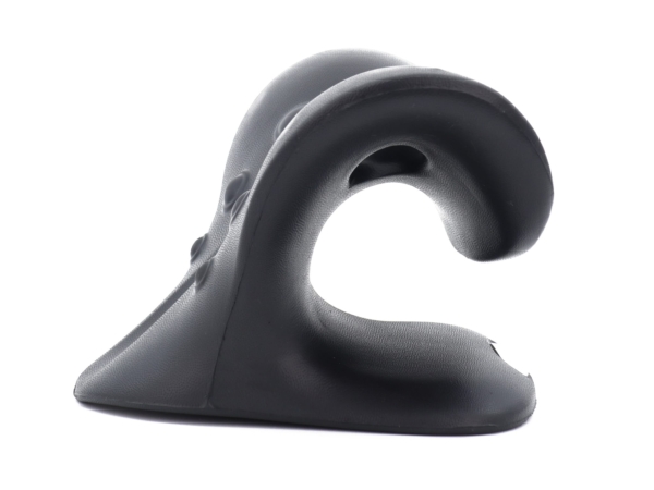 Extenseur cervical en mousse PU noire avec grande ouverture en forme de C en vue arrière