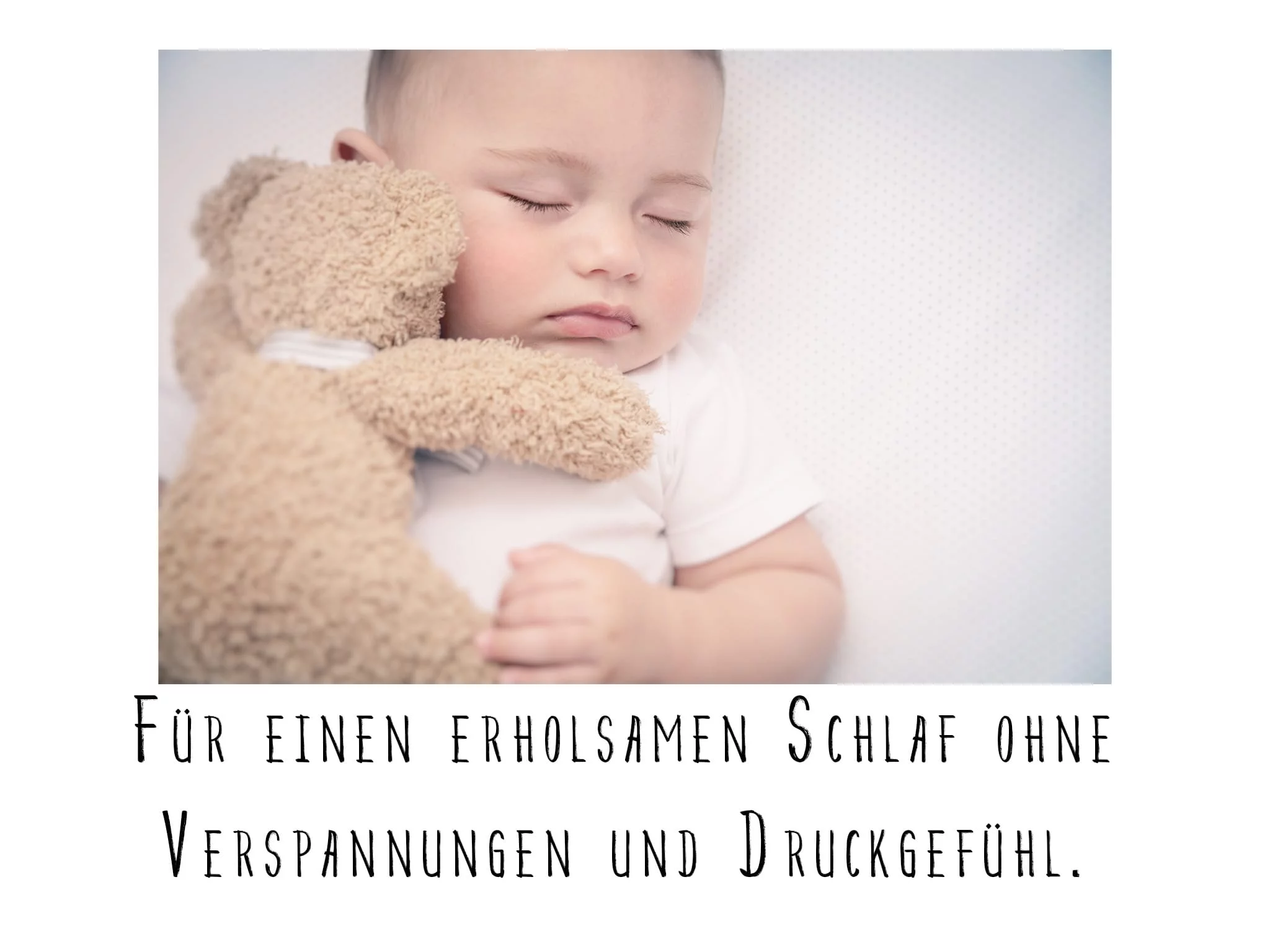 Cuscino Ortopedico per Bambini Sogni Dolci come scena di sonno con bebè e orsetto beige