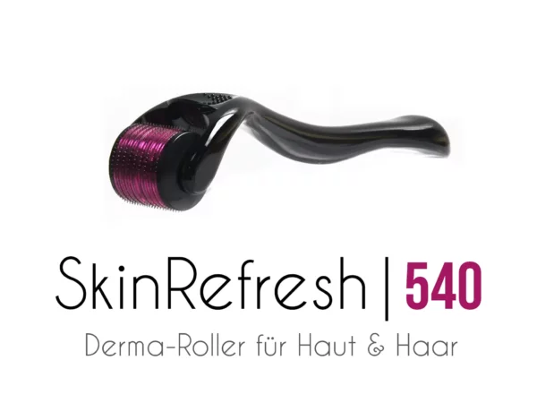SkinRefresh 540 derma-roller con impugnatura nera e rullo ad aghi rosa su sfondo bianco