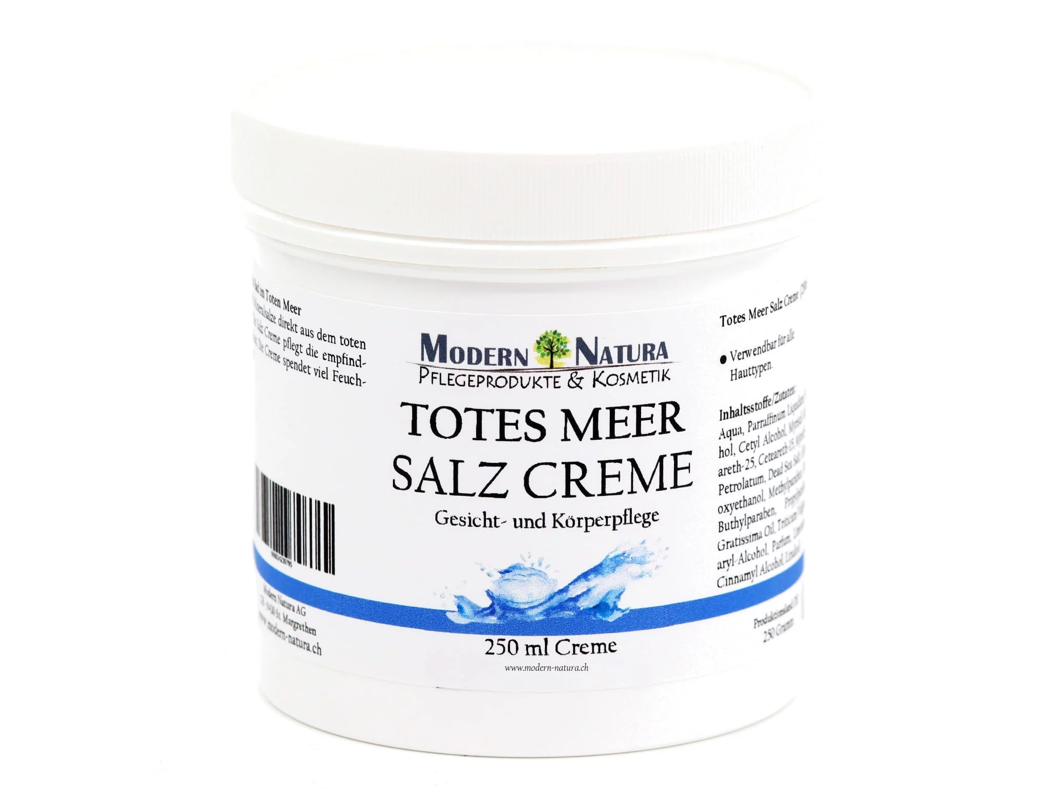 Totes Meer Salz Creme in weisser Kunststoffdose mit blauem Etikett auf weissem Hintergrund