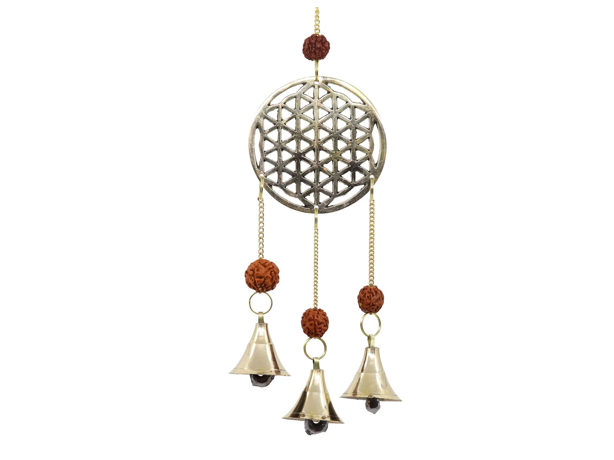 Blume des Lebens Windspiel aus Messing mit drei Glöckchen und Rudraksha-Samen vor weissem Hintergrund