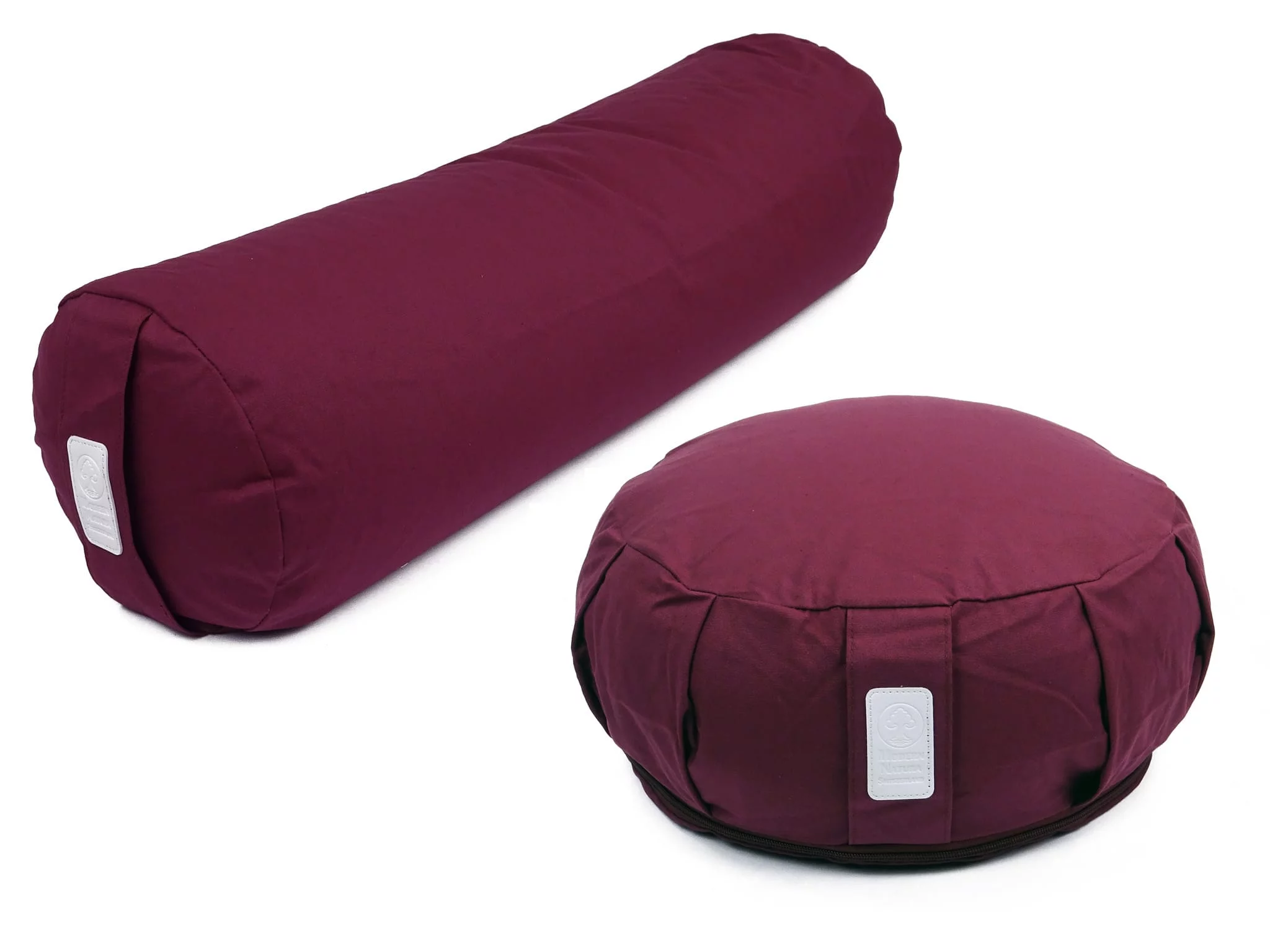 Set de yoga Vino avec traversin rond et coussin de yoga en rouge vin sur fond blanc
