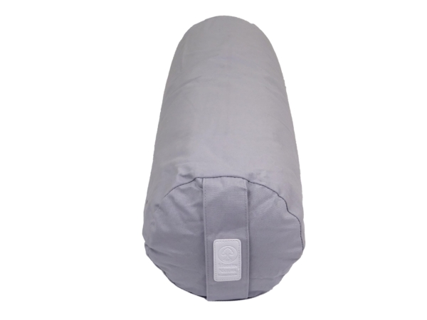 Bolster de yoga Mouse en gris clair en vue latérale complète sur fond blanc