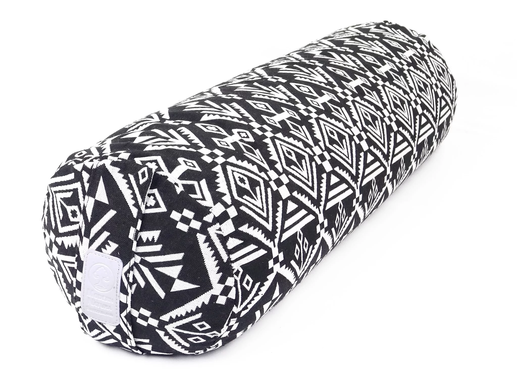 Yogabolster Zebra als runde schwarz-weisse Yoga Rolle in schräger Gesamtansicht